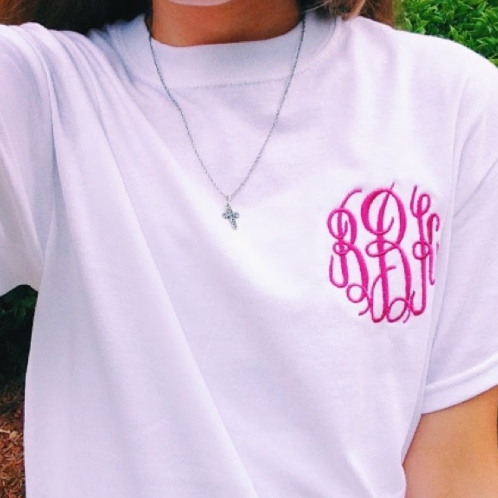 🦋3 for $30 bBk monogram t shirt